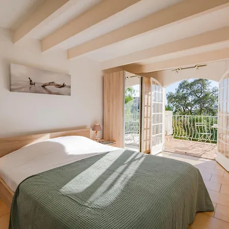 Les Chevrefeuilles By Interhome 펜션 *