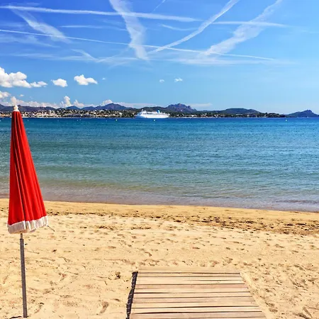 Les Chevrefeuilles By Interhome 펜션 생타굴프