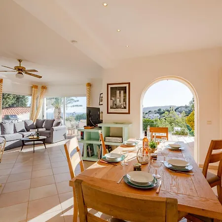 Les Chevrefeuilles By Interhome *